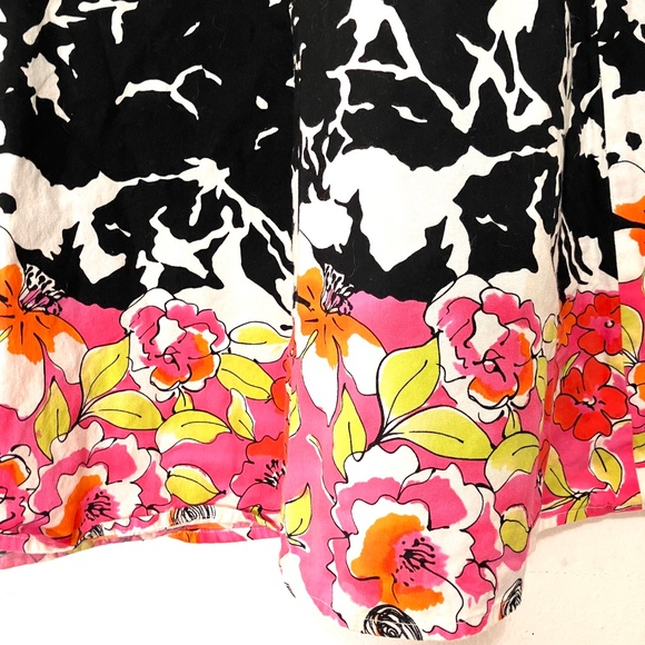 Fun Vacation A-line Skirt. Size 8 - Picture 4 of 7